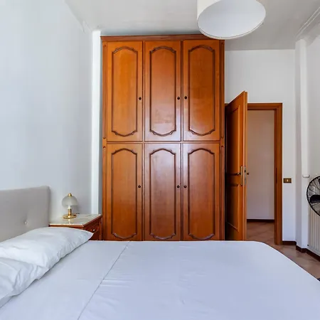 Apartment Giovanni House